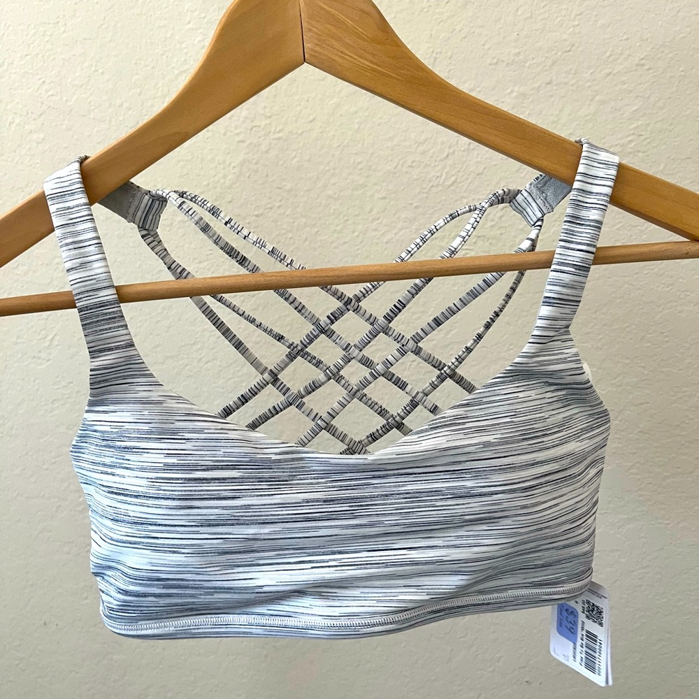 Lululemon Free to be Bra Wild